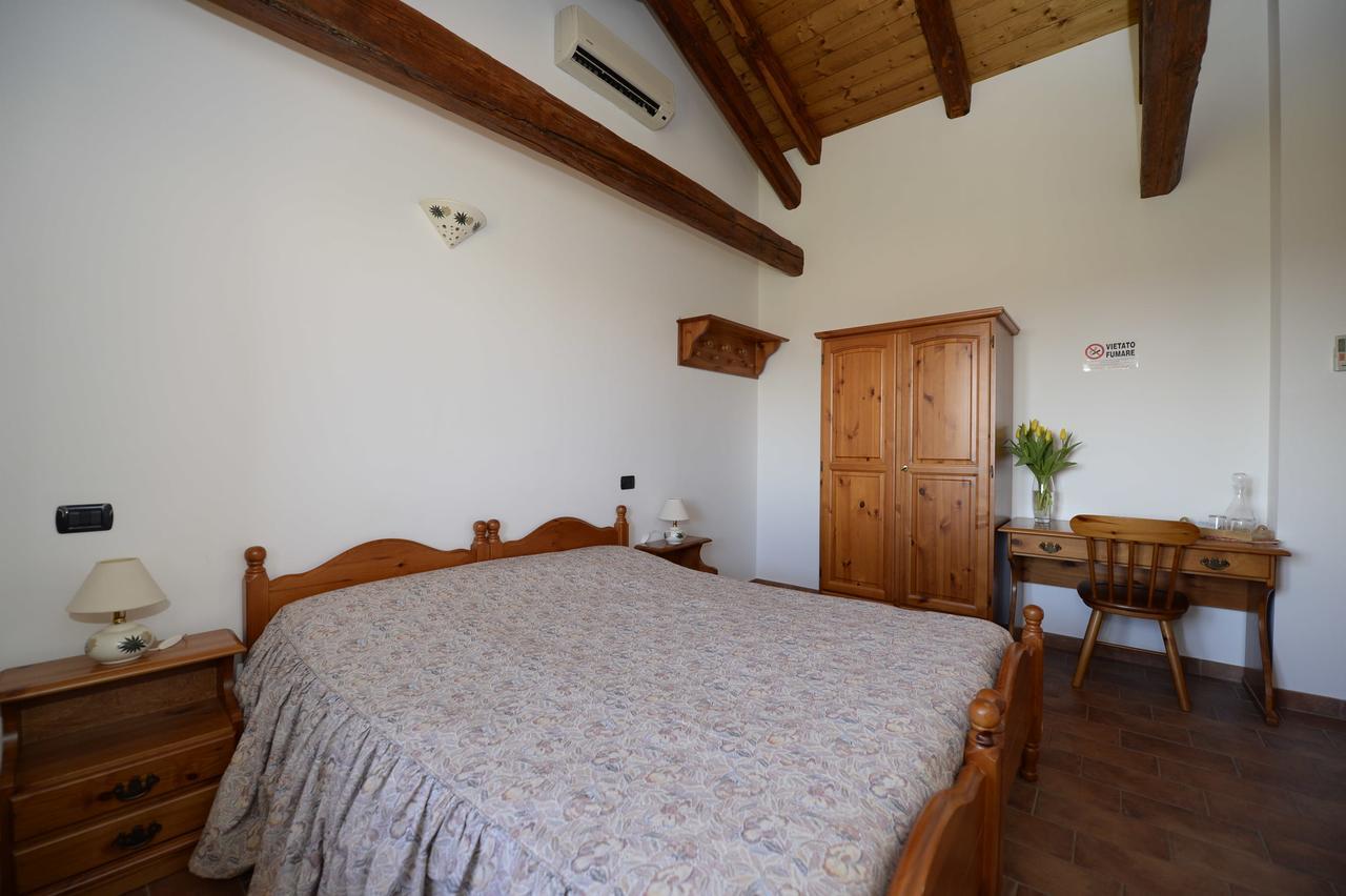 Agriturismo Le Oche Selvatiche Lauzacco Exterior foto