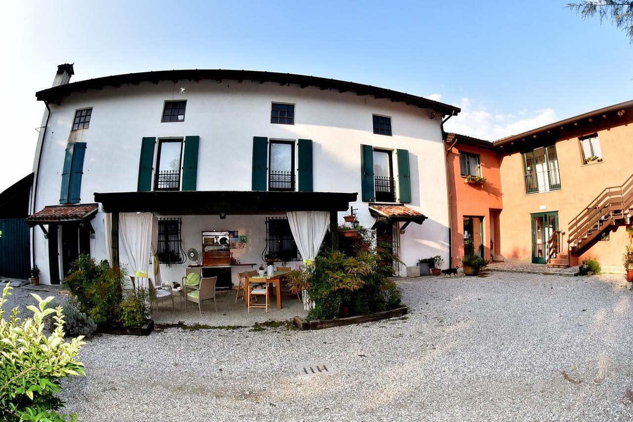 Agriturismo Le Oche Selvatiche Lauzacco Exterior foto