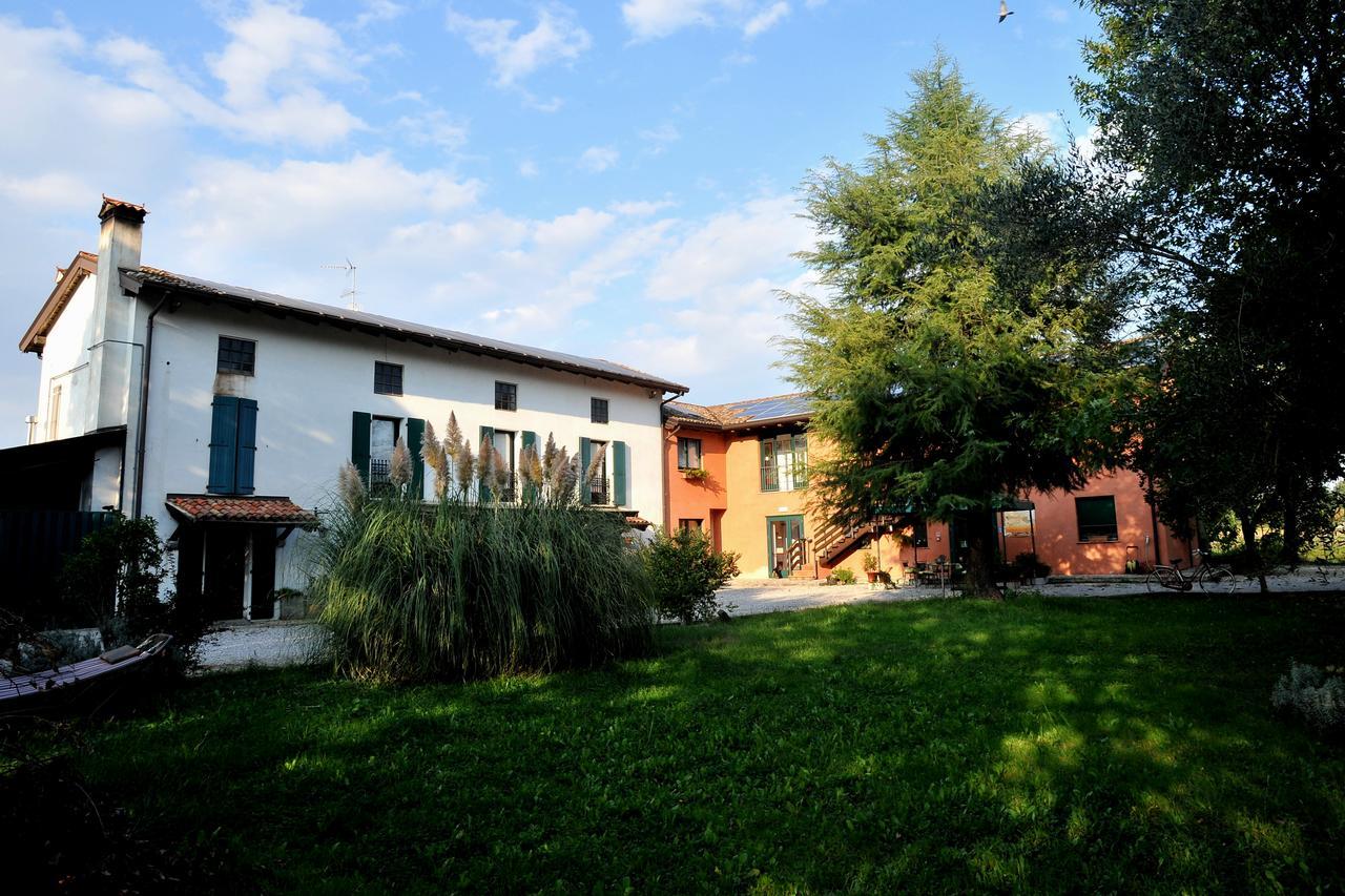 Agriturismo Le Oche Selvatiche Lauzacco Exterior foto