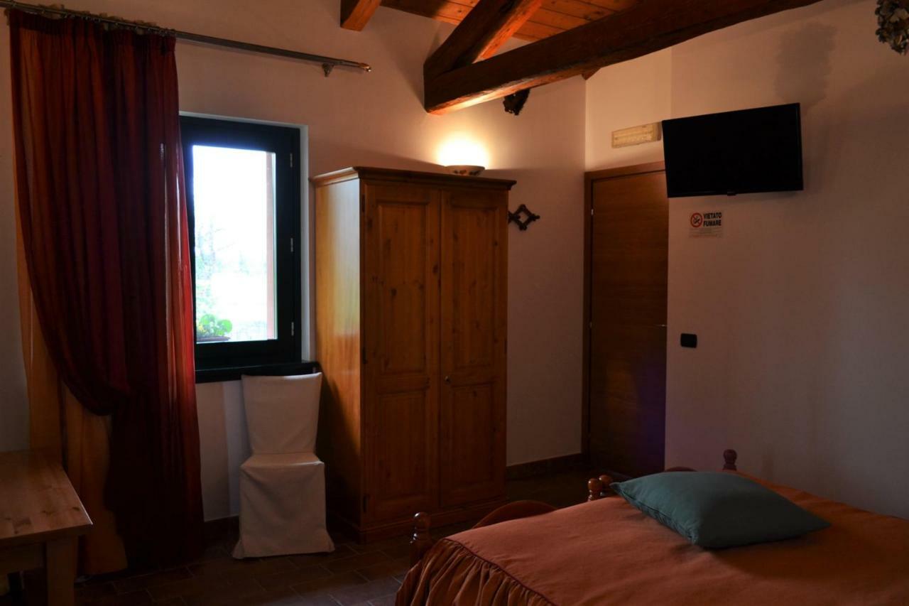Agriturismo Le Oche Selvatiche Lauzacco Exterior foto